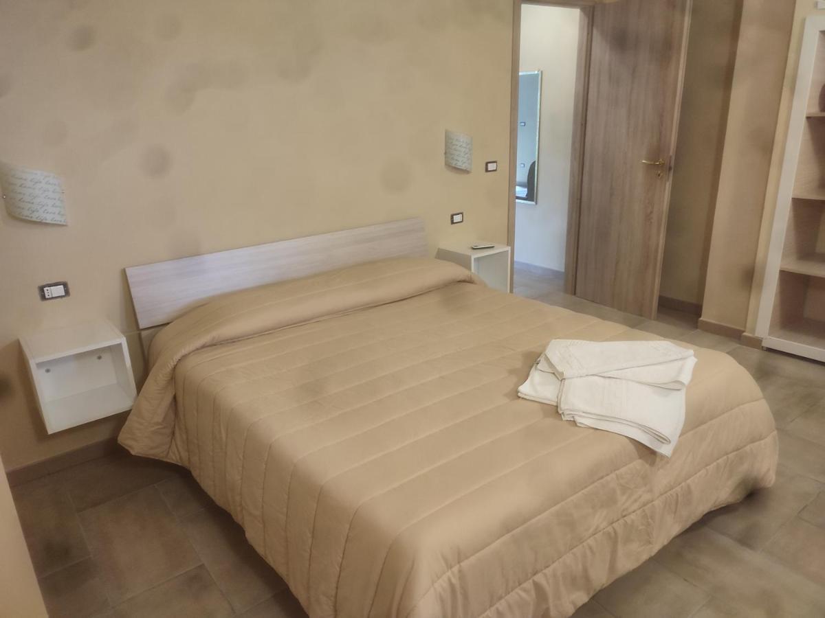 Appartament Noemi Apartment Ricadi Exterior foto